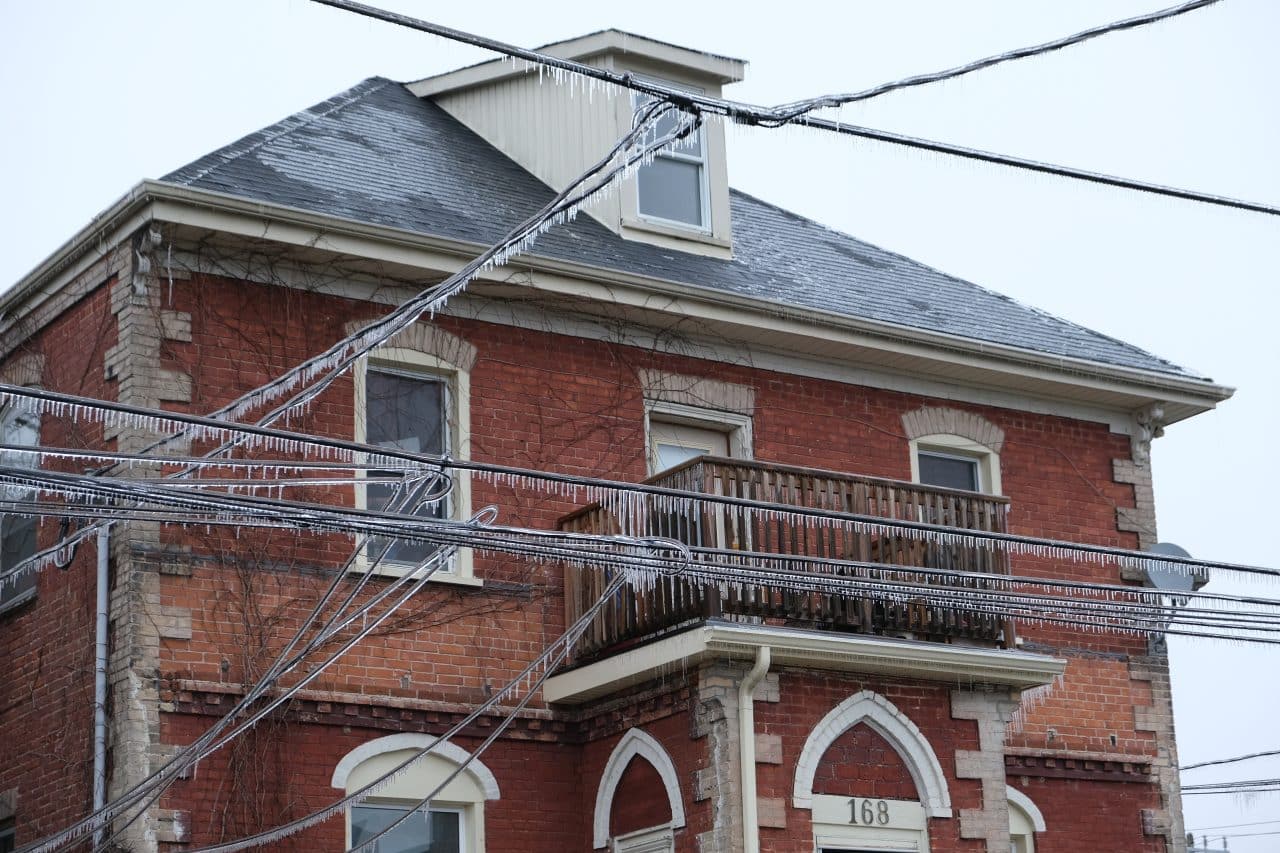 Power Outages Persist in Peterborough Following Ice Storm 4 Icy Wires