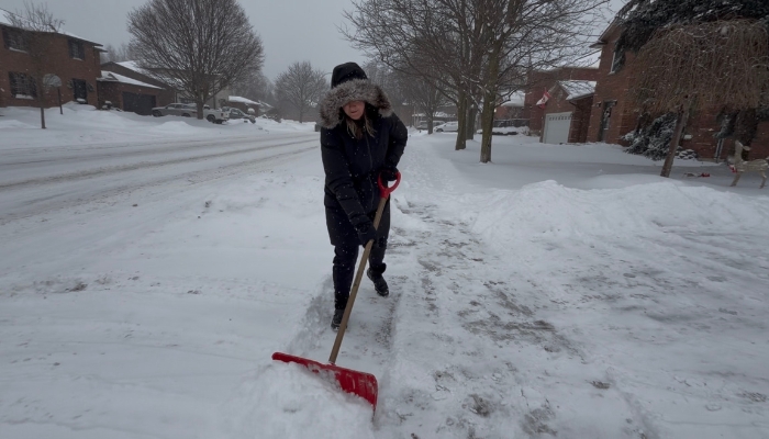 Hamilton Faces Heavy Snowstorm as Crews Respond Hamilton Faces Heavy Snowstorm as Crews Respond