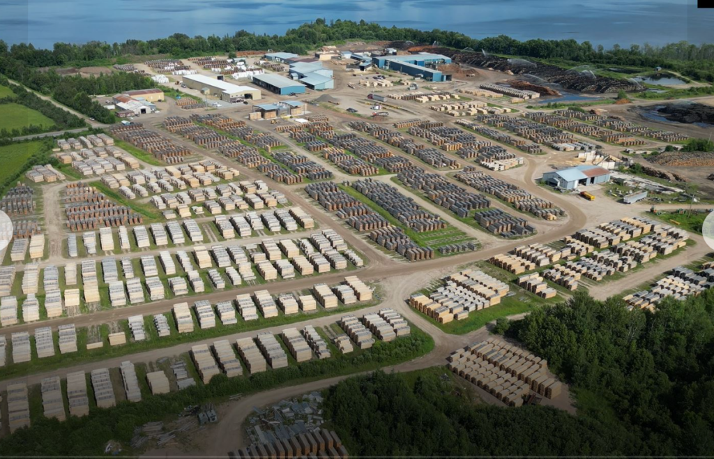 Forest Industry Urges Ottawa to Take Action on Trade Forest Industry Urges Ottawa to Take Action on Trade