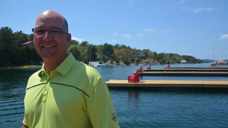 London Businessman Makes Big Donation to Convoy Protests London Businessman Makes Big Donation to Convoy Protests