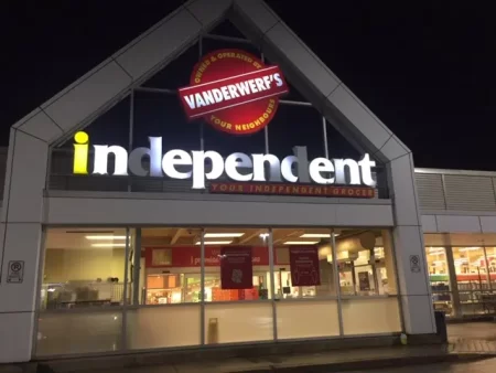 Independent Grocer Changes Hands In Port Elgin