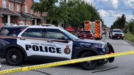 2 killed in Vaughan townhouse fire