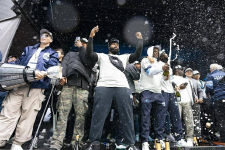 Argos celebrate Grey Cup title with energetic Toronto fan rally