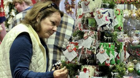 Barrie Christmas Arts and Crafts Show returns to Sadlon Arena