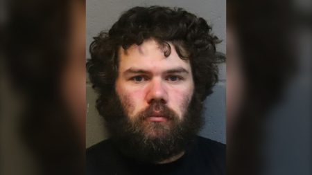 Burlington, Ont., man charged with child luring