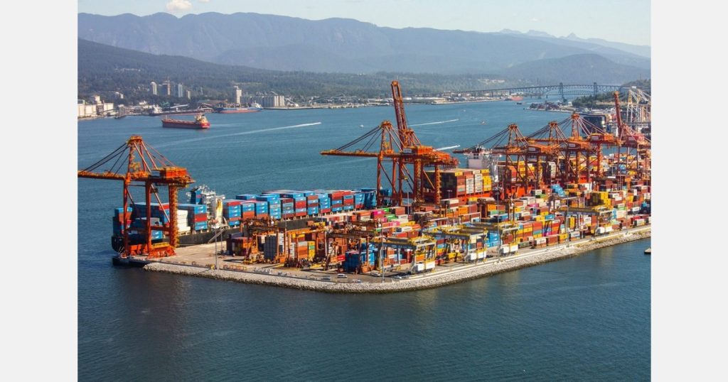 Canadian port unions to challenge government arbitration orders