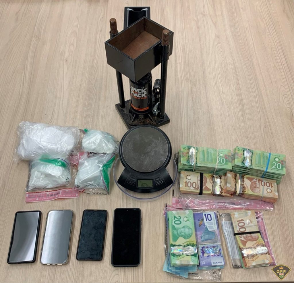 Cocaine and cash seized by OPP during arrest