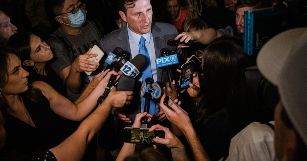 Democrat Moves to Clarify the 22nd Amendment After Trump Refers to Running for Third Term