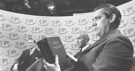 Fred R. Harris, Senator Who Ran for President, Dies at 94