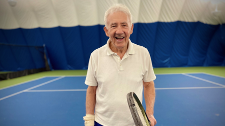 Guelph, Ont. man celebrates 90th birthday on the tennis court