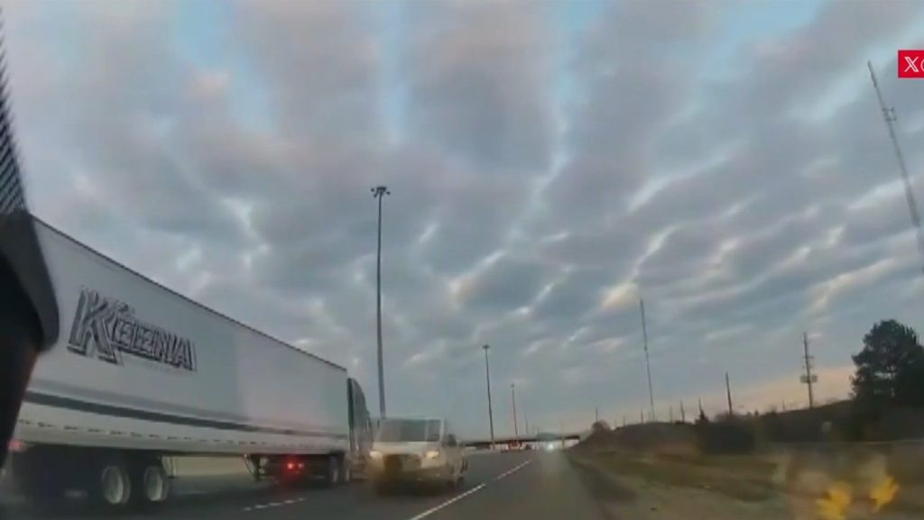 Infant among 4 dead in crash on Hwy. 401 in Whitby