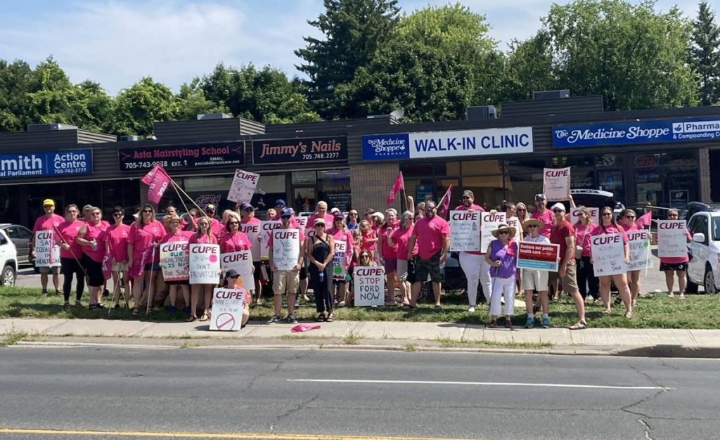 Health-care workers in Peterborough rally against privatization