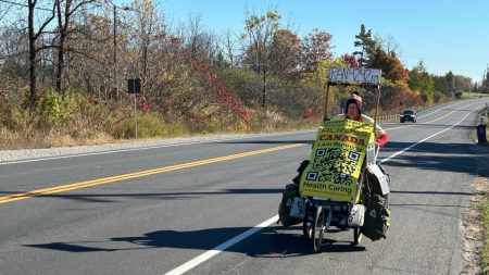 Nova Scotian running across Canada makes stop near London