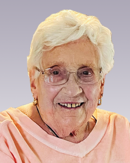 Obituary of Joan Mallender | Windsor Chapel Funeral & Cremation