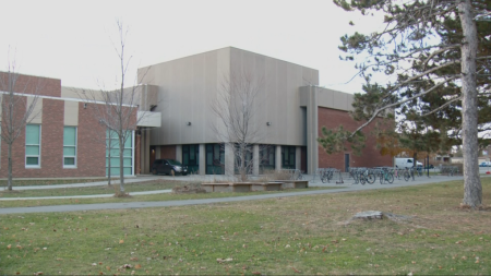 Ottawa police conducting investigation at Earl of March Secondary School in Ottawa