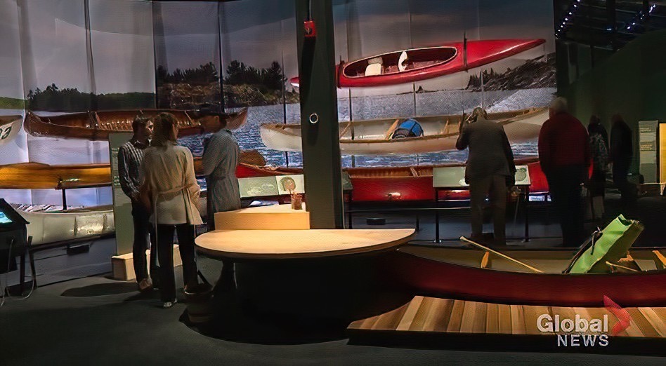Click to play video: 'Canadian Canoe Museum in Peterborough, Ont., celebrates opening of new lakeside location'