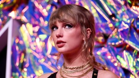 Taylor Swift fans: What do the Era Tour's Toronto dates mean to you? | CBC News