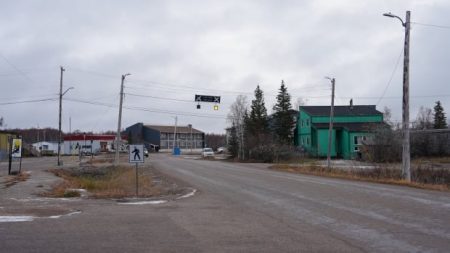 Tłegǫ́hłı̨ Got'įnę in Norman Wells, N.W.T. nears self-government