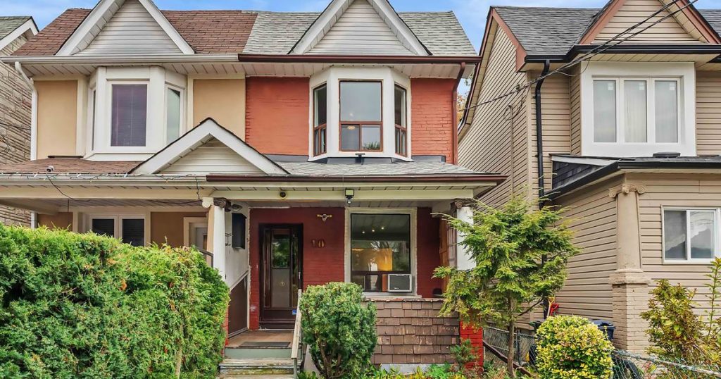 Toronto house sells for 20 per cent over asking in under a week on the market