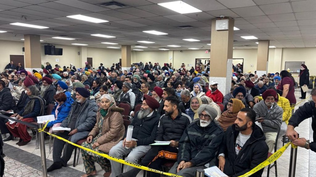 Violent clashes erupt outside consular camp at Hindu temple in Canada’s Brampton