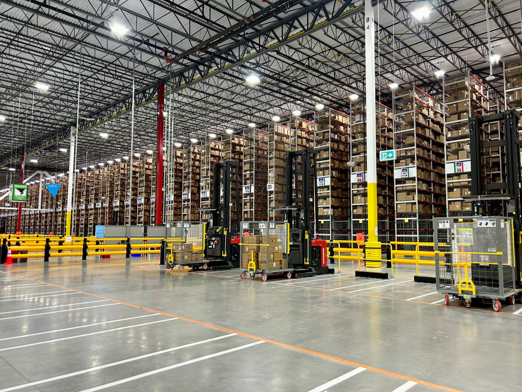 amazon fulfillment centre cambridge 1 7108983 1731532041068