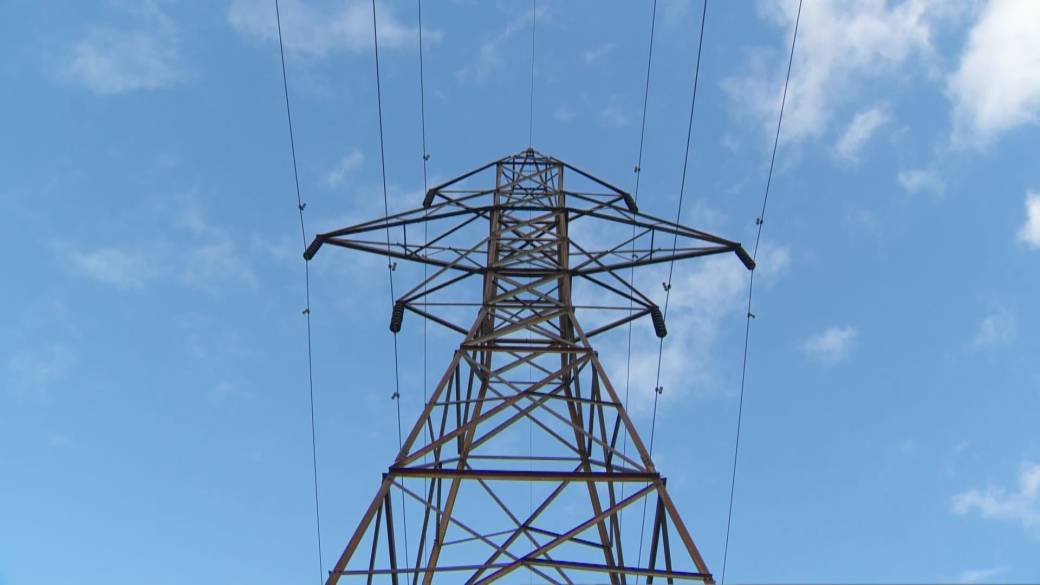 Click to play video: 'Why Ontario plans to rely on natural gas to keep electricity grid stable'
