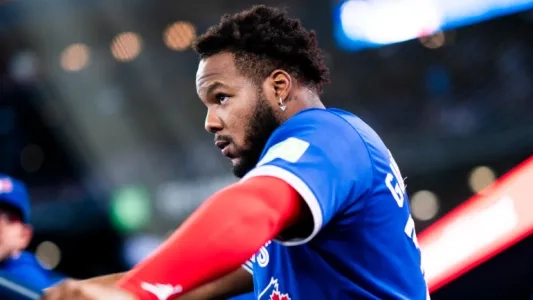 Vladimir Guerrero Jr gives the Blue Jays a deadline to make an offer #bluejays #mlb