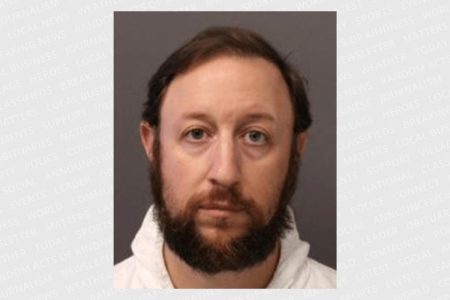 Richmond Hill man charged with voyeurism at mall