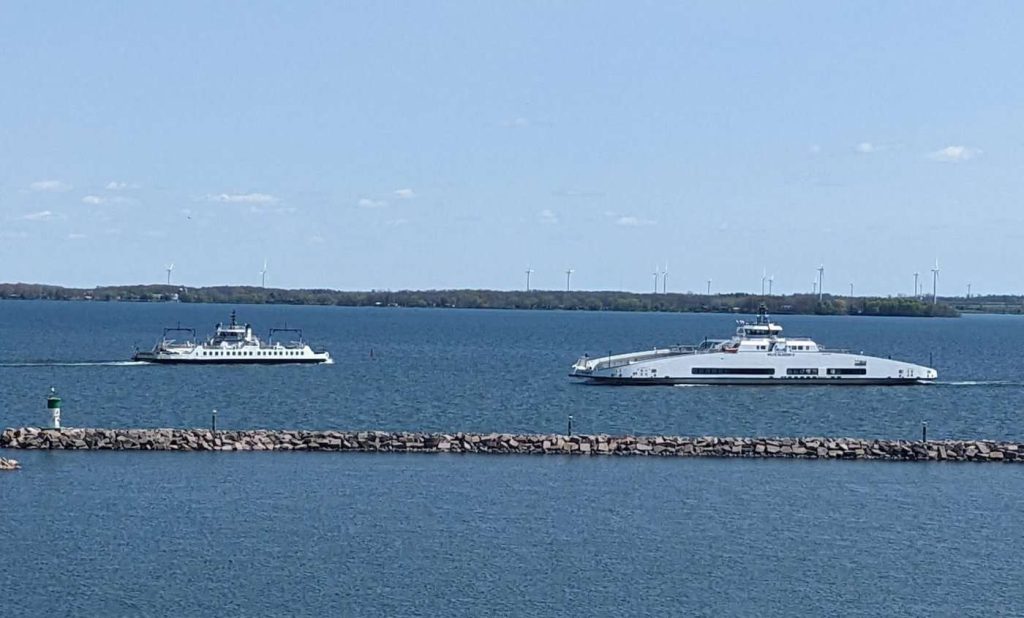 Wolfe Islanders say ferry service is a safety concern – Kingston News