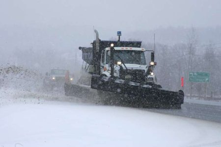 Snow Squalls Persist in Midwestern Ontario