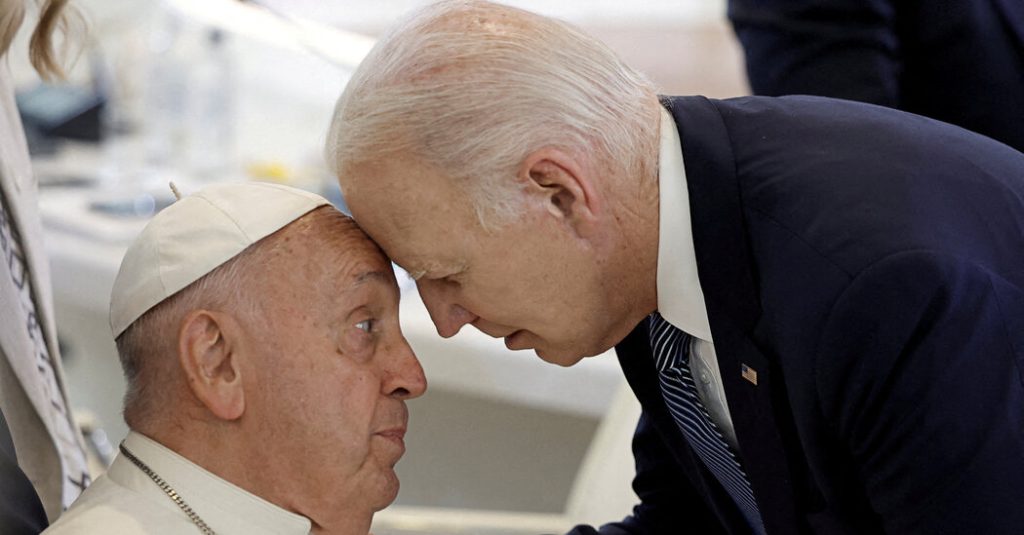 Biden Awards Medal of Freedom to Pope Francis Biden Awards Medal of Freedom to Pope Francis
