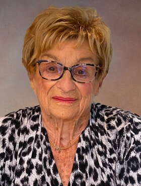 Obituary of Miriam Milavsky | McInnis & Holloway Funeral Homes