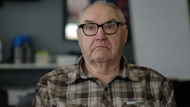 1739219593 975 default