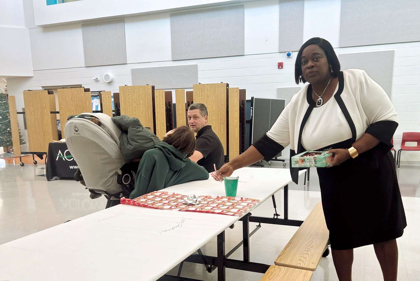 FirstChristmasInCanada EE 3