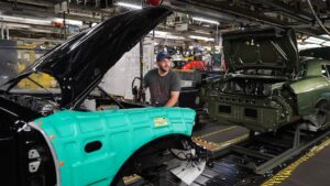 Ottawa Takes a Stand Against Stellantis Over Plant Move