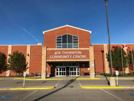 Jonny Harris Brings Laughter to St. Thomas