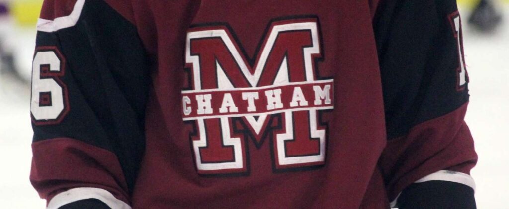 Maroons Win Against Elmira, Fall to St. Thomas