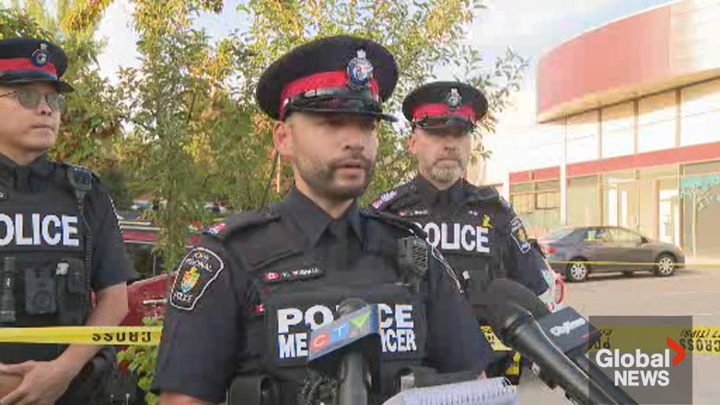 Click to play video: '18-month-old boy killed, 7 children injured after car crashes into Richmond Hill daycare'