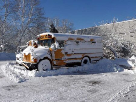School Buses Remain Cancelled for Second Day in Ontario