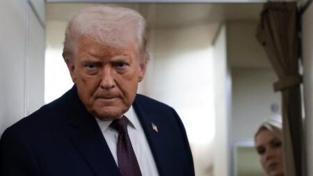 Trump Warns Canada of Tariffs if It Deals with China