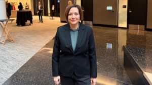 Jenni Byrne Urges Conservatives to Connect U.S. Ties with Living Costs