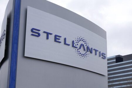 Stellantis Divests from Ontario Battery Facility Amid EV Strategy Shift