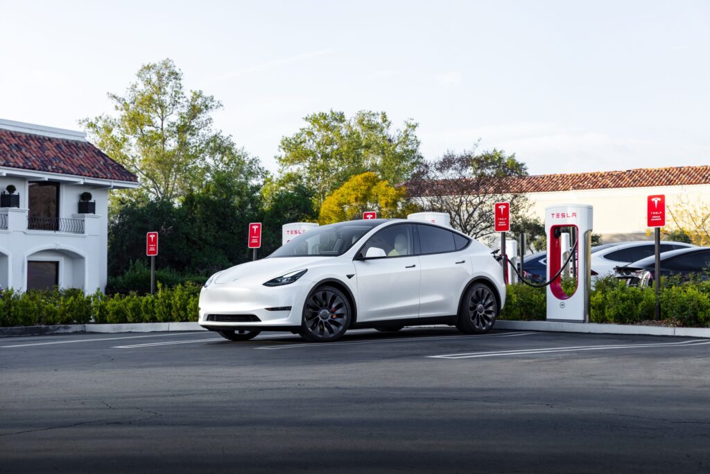 New Tesla Supercharger Opens in Vaughan After Long Wait