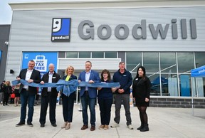  goodwill-ribbon-cutting-port-elgin 