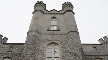 New Tower Plans Raise Concerns Near Historic Courthouse