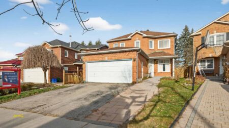 Home sells for 0,000 loss in southern Ontario