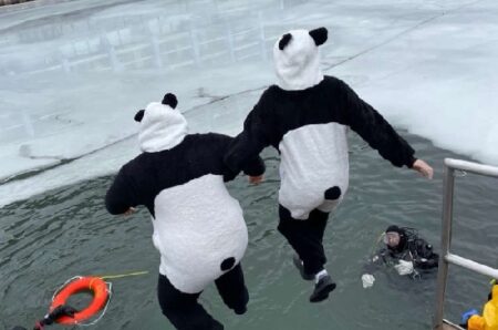 Kingston Community Jumps into Icy Waters for Charity