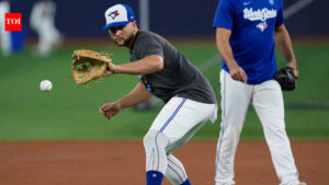 Blue Jays Trim Roster Before Opening Day