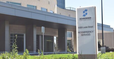 First Ontario Clinic to Receive License in New York Area