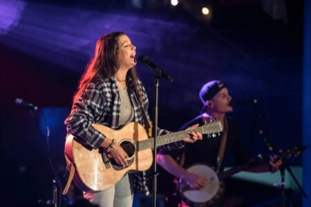 Country Music Icons Gather for Awards in Mississauga